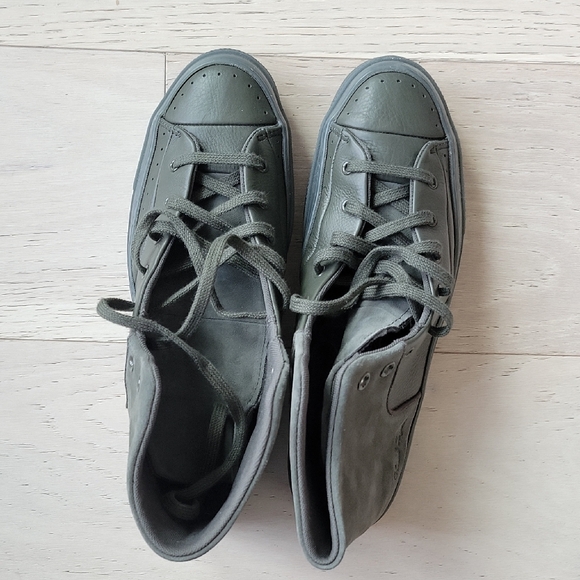Converse Men's Sneakers - Charcoal Gray - Picture 6 of 6